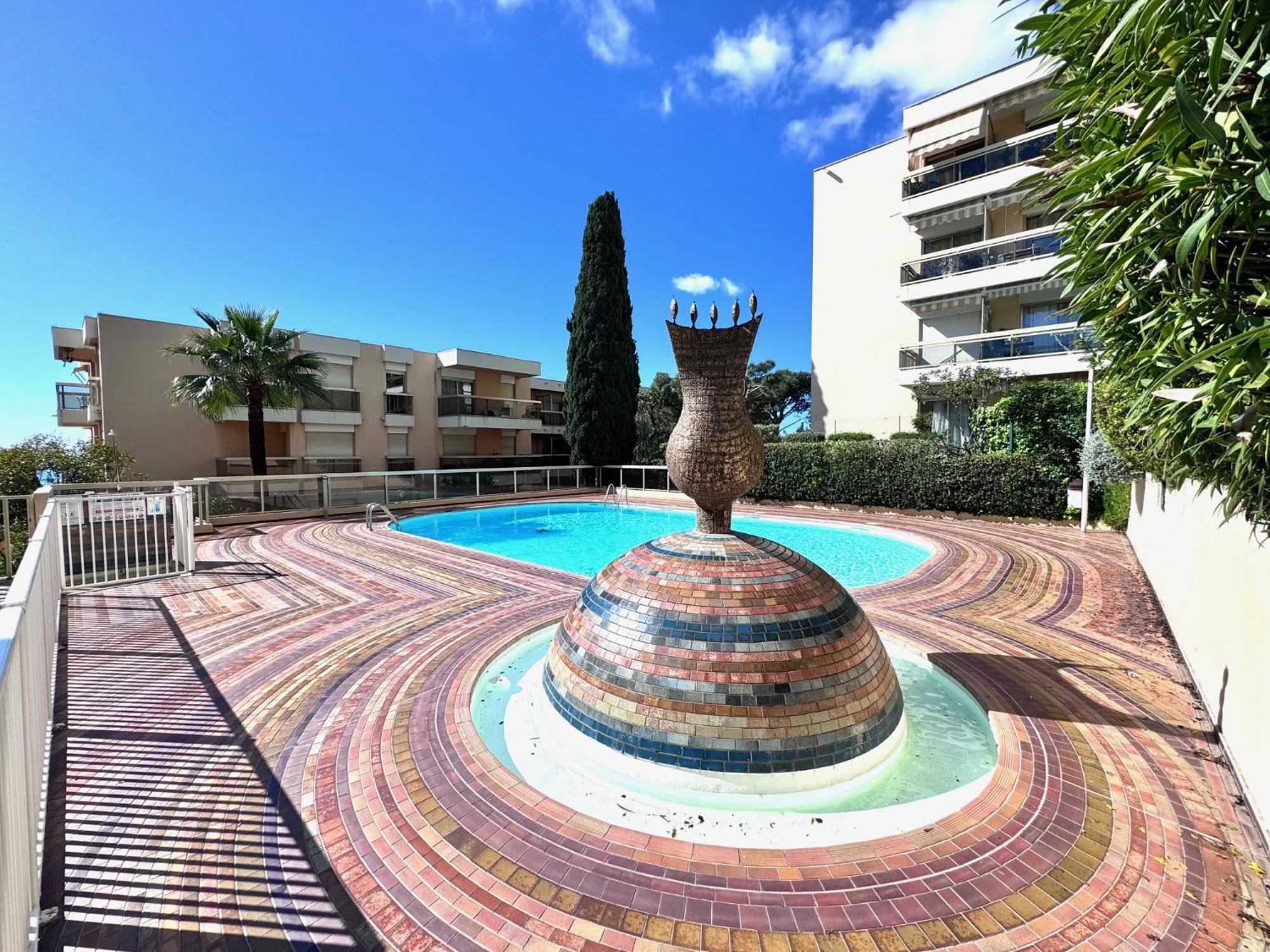 Aparthotel Riviera - La Terrasse De Clairefontaine - Fabron Nizza Esterno foto